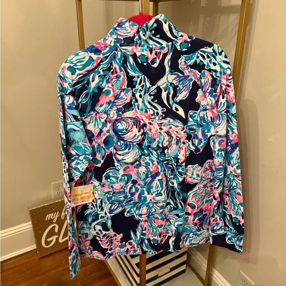 NWT Lilly Pulitzer Skipper Popover UPF 50 in Bright Navy - Picture 2 of 5